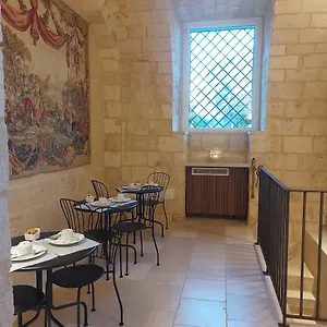 Bed & Breakfast Palazzo Momi 