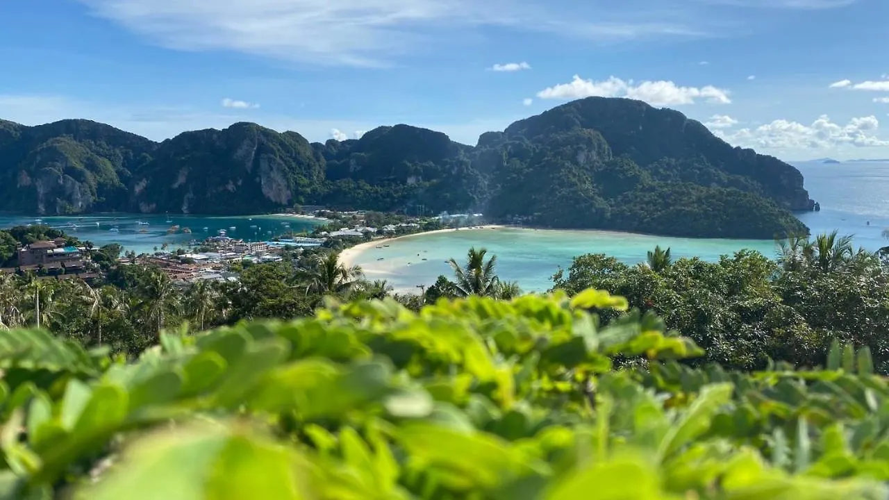 Phi Phi Cliff Beach Resort Hotel