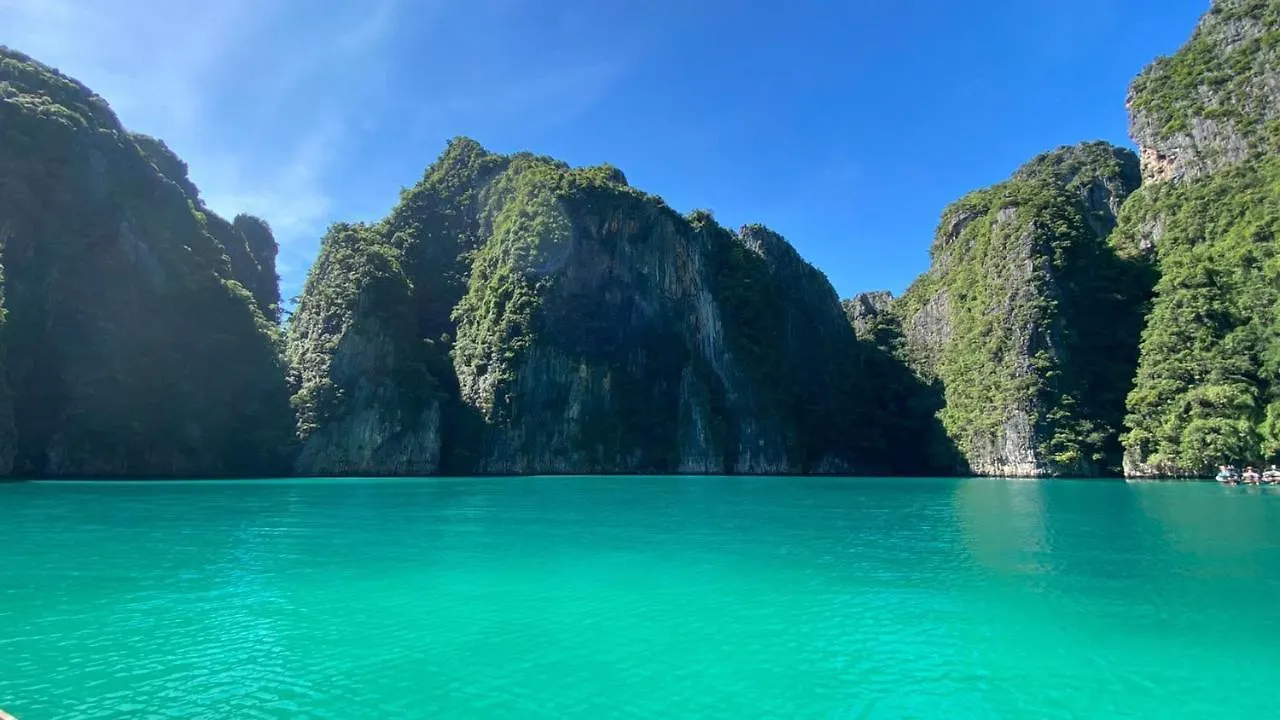 **** Hotel Phi Phi Cliff Beach Resort Thailand