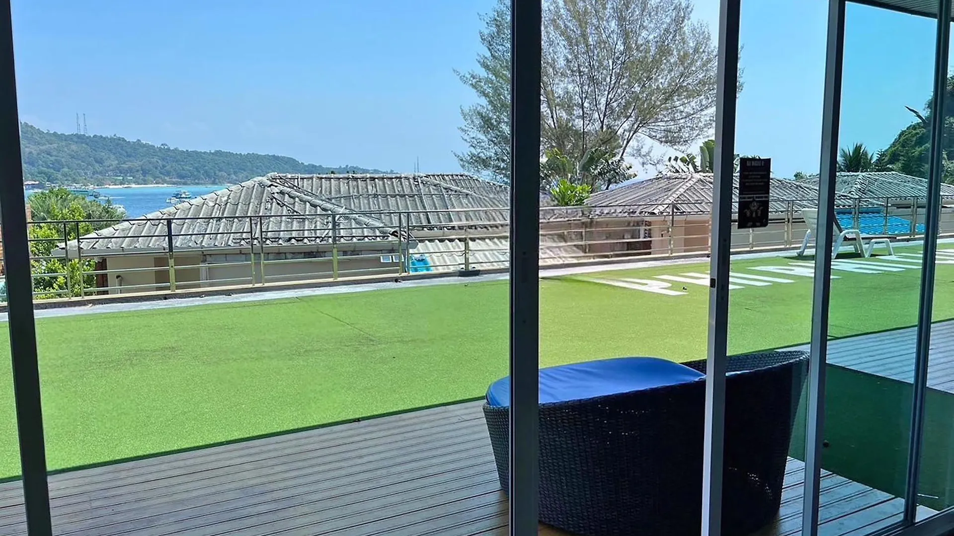 Phi Phi Cliff Beach Resort Phi Phi Don